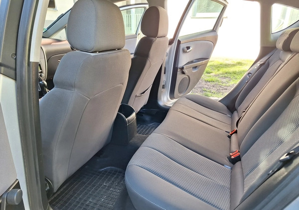 Seat Leon cena 18500 przebieg: 197000, rok produkcji 2011 z Moryń małe 79